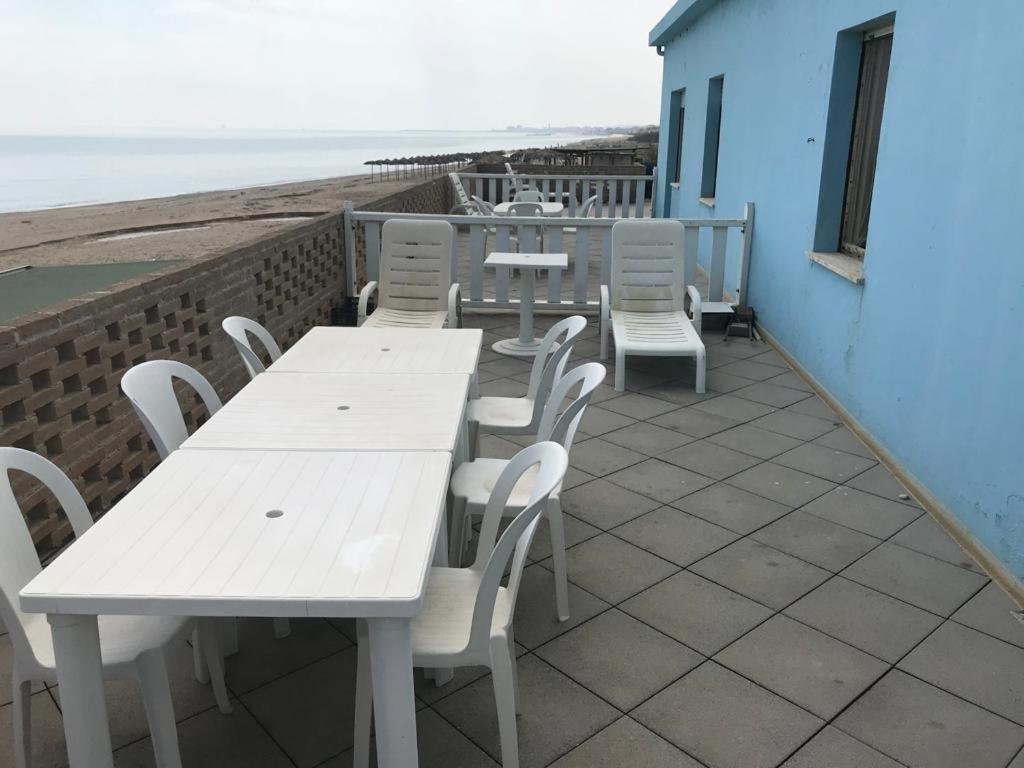 Virgola Zero Holiday Beach Apartment Порто Потенца Пичена Екстериор снимка